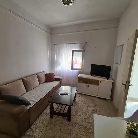 Apartment Eve